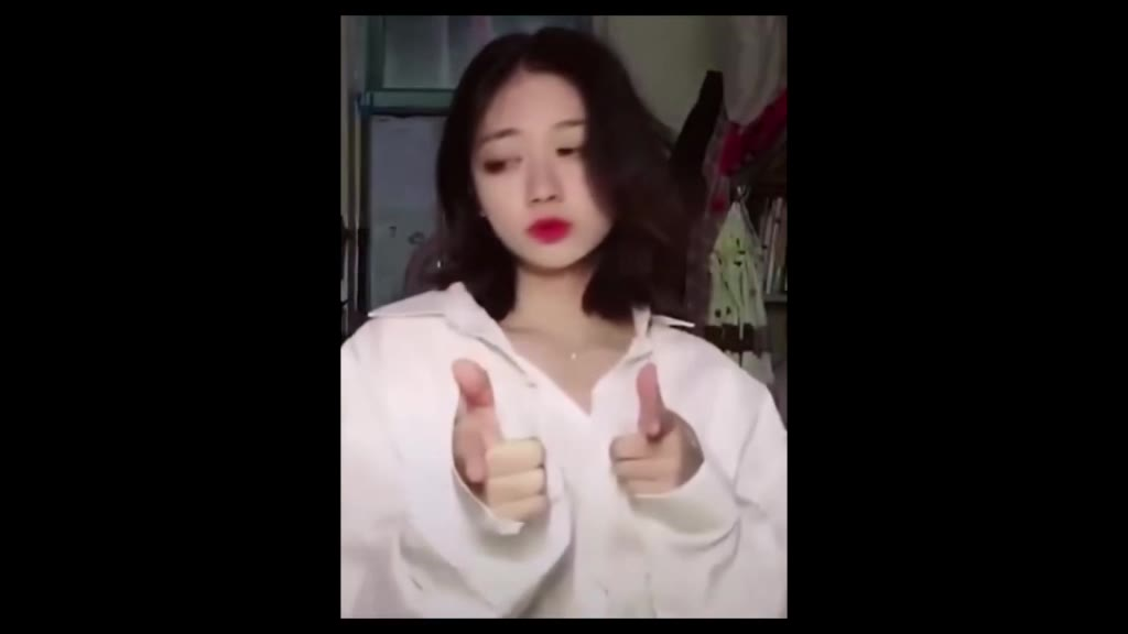 直 击 女 生 宿 舍